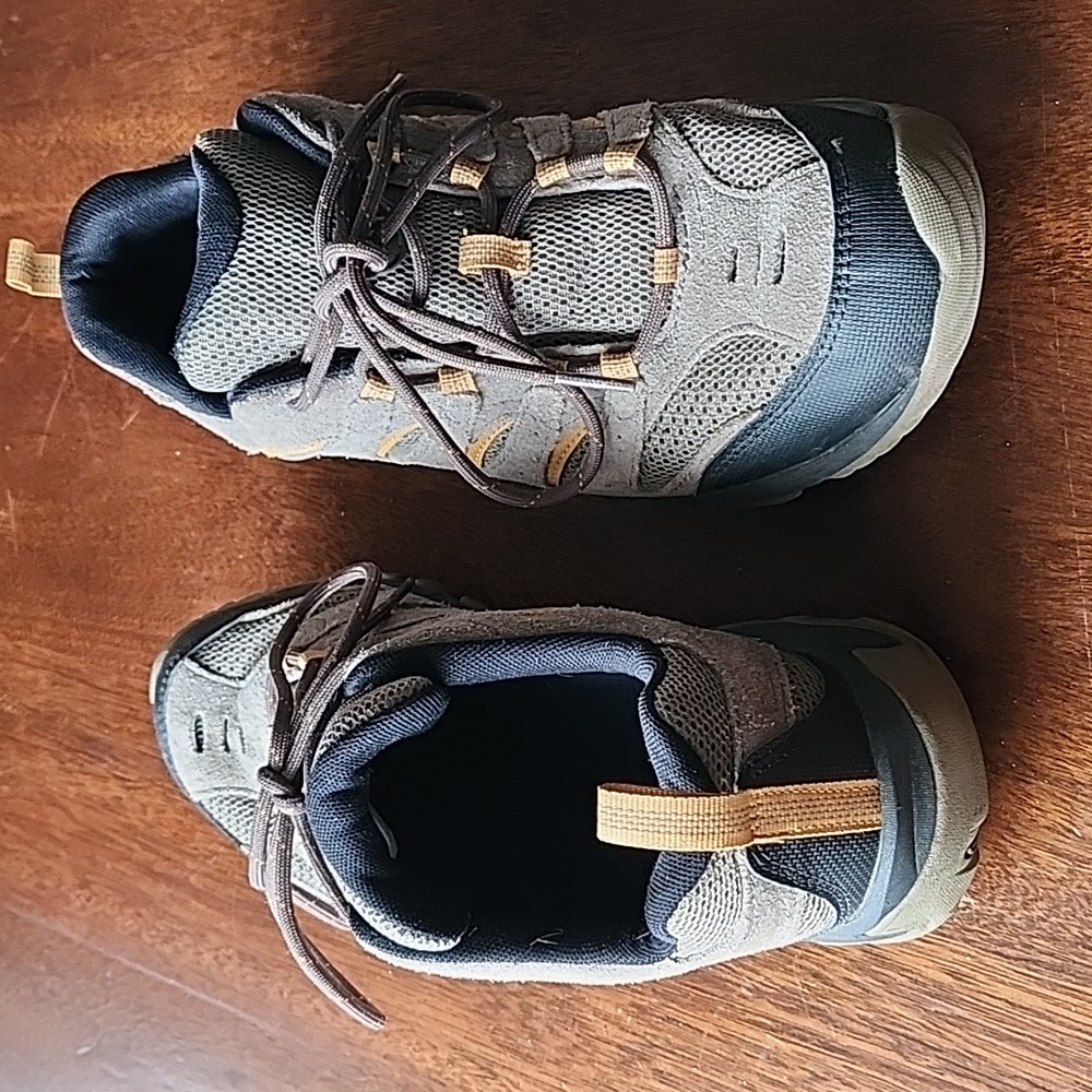 Men's Merrell hiking shoes